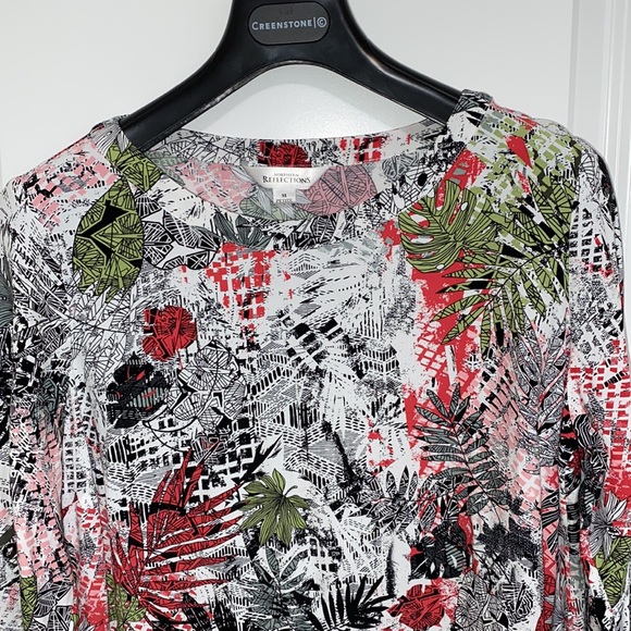 Vintage Northern Reflections Leaf Theme Top - Picture 2 of 8